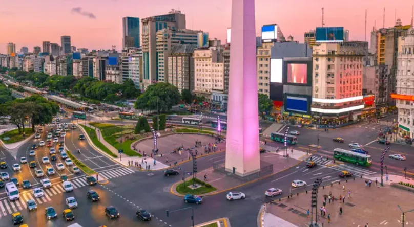 70f27228-6563-4810-b242-28c11cda0f9d