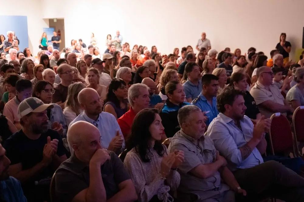 9a43de23-05fc-4954-bcbd-e9efacef05a2