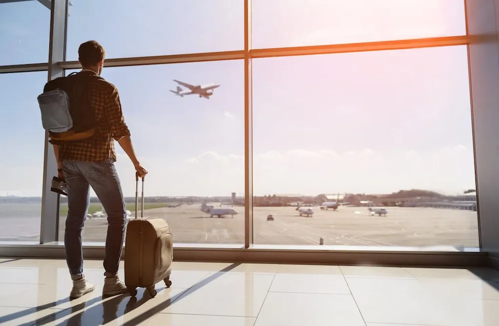 como-aprovechar-los-descuentos-vuelos-y-comprarlos-22000-shutterstock