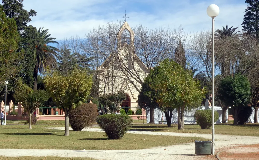 Uribelarrea_plaza_Uribe_01