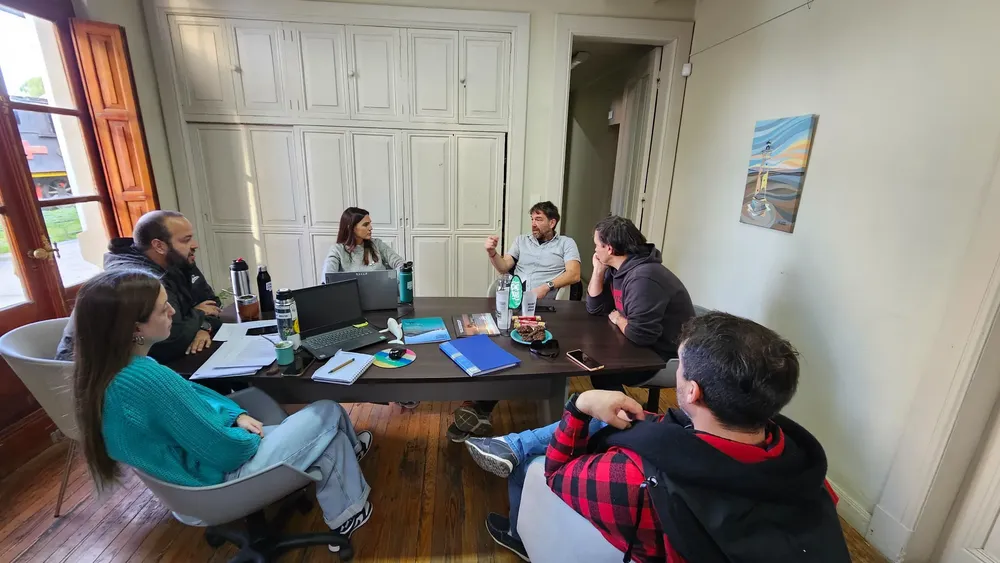 f4352a56-8fd7-4ef3-843d-829c1c37ec86