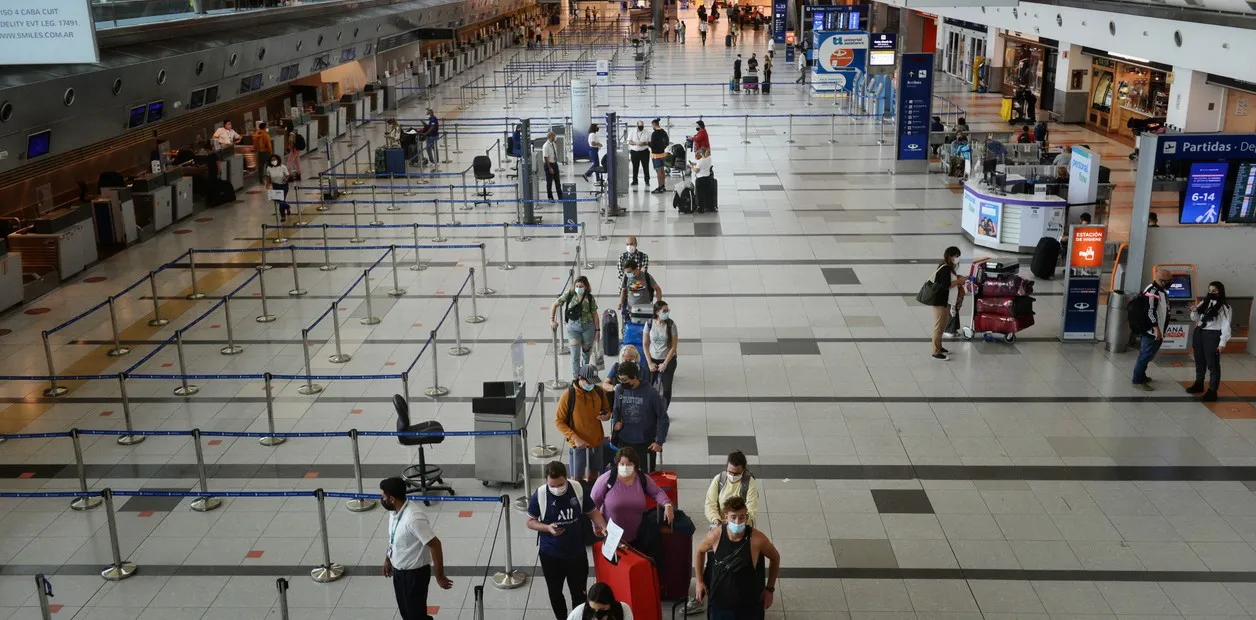 bx3BkQNVM_1256x620__1