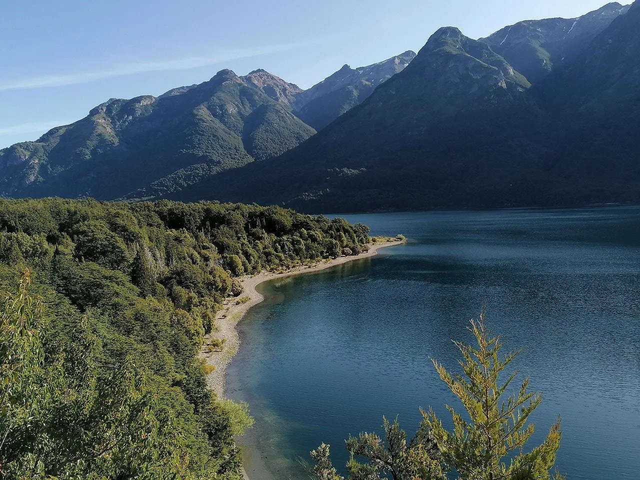 lake-futalaufquen-g3b718a2f4_1280