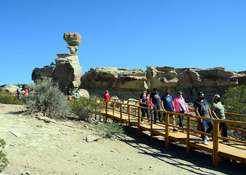 c8d77bb6-c576-4109-90a7-8088ed2fe8ce