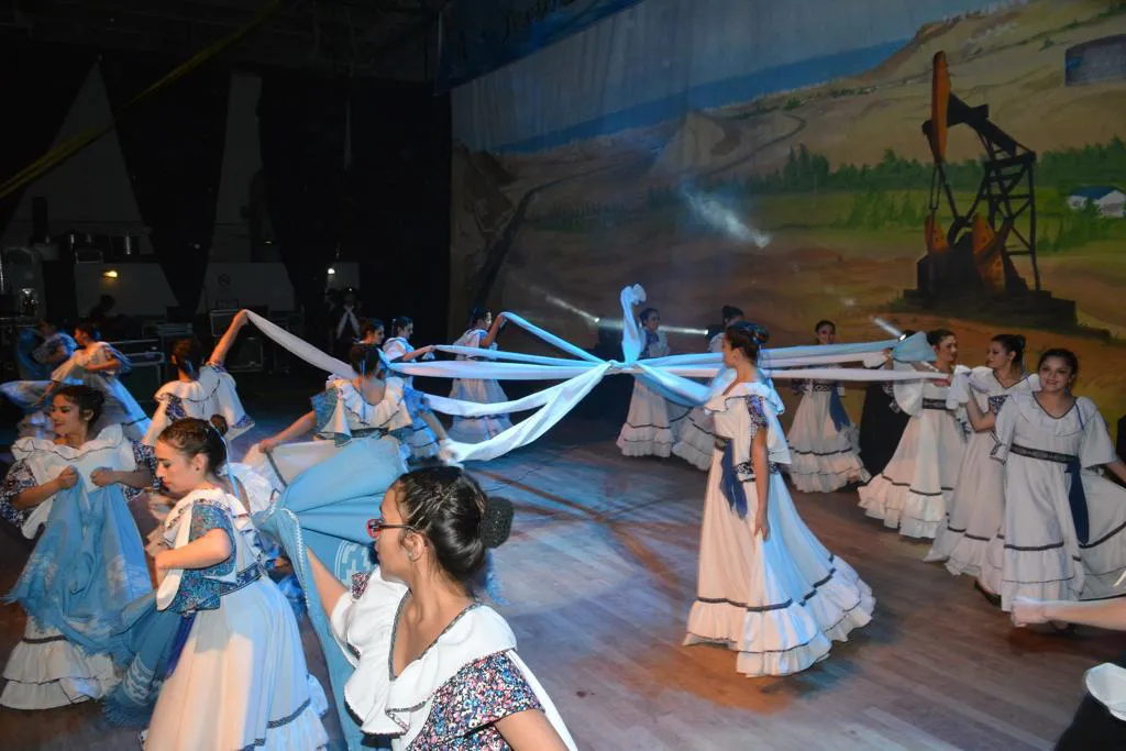 Festival-Dia-Mundial-del-Folclore