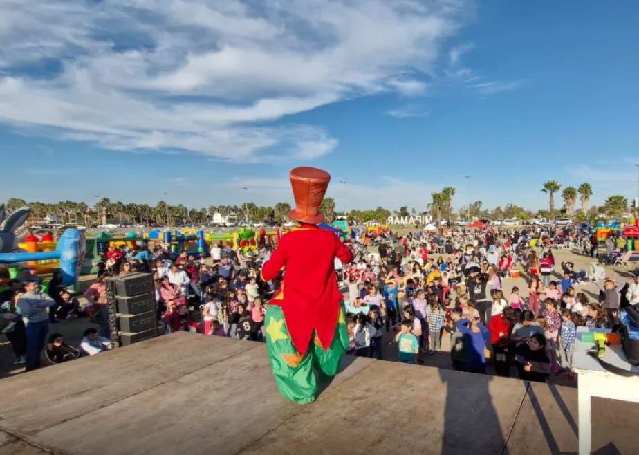 2721bf4c-c7d4-44a3-b1b4-2477def20bf5