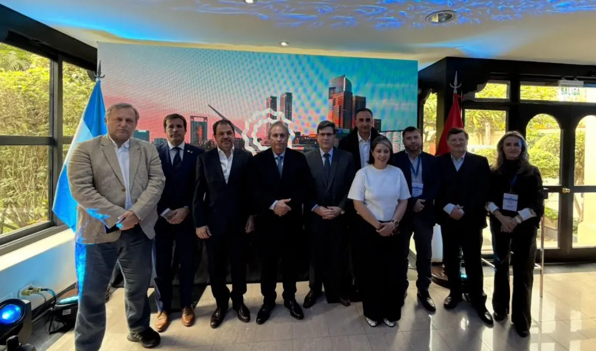 a92f6bed-8a71-4c8e-9c73-2413ae549d45