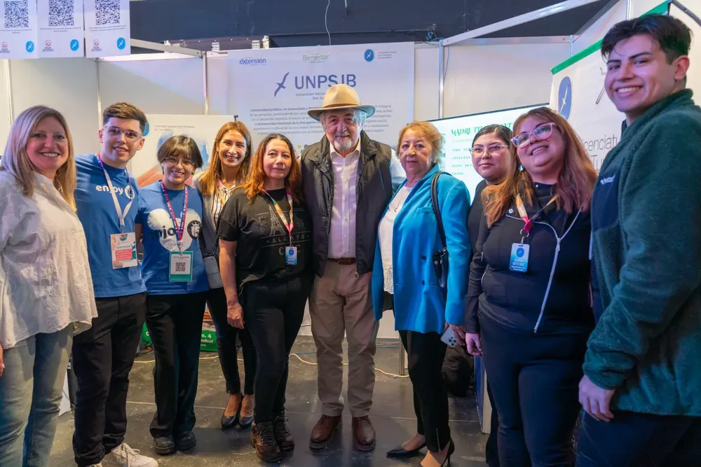 8a5e3c9d-1b27-490a-8b0f-999fe5eed876