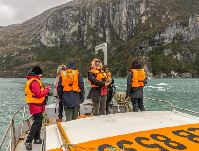 c8af37f3-ea1b-4a3c-9a82-505c55990a8a