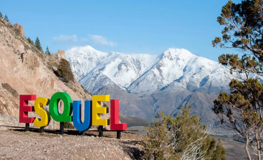 8fd579e6-b0b8-4a85-98a6-e890bb8969ee