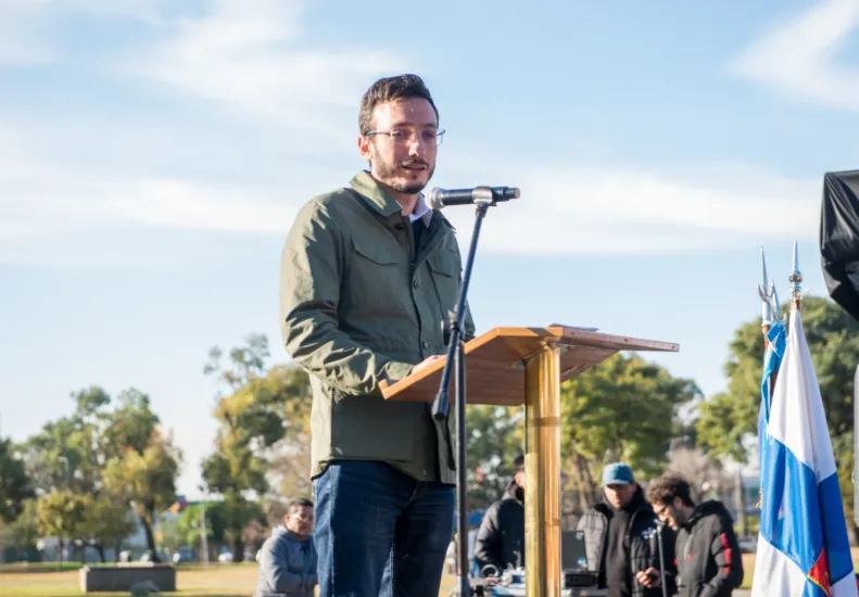 02c5b7a1-759f-4179-87fd-d6fe2243417e