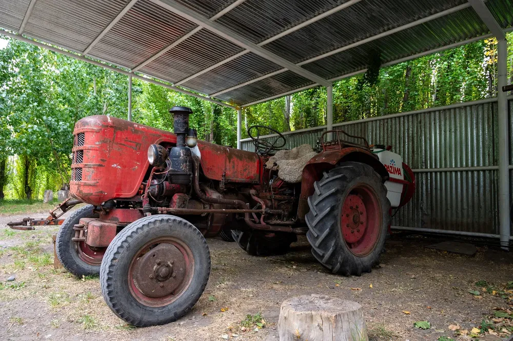 tractor
