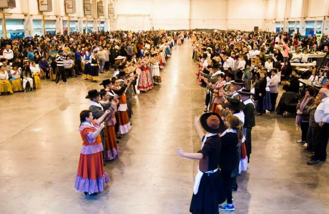 1-Festival-Dia-Mundial-del-Folclore-3