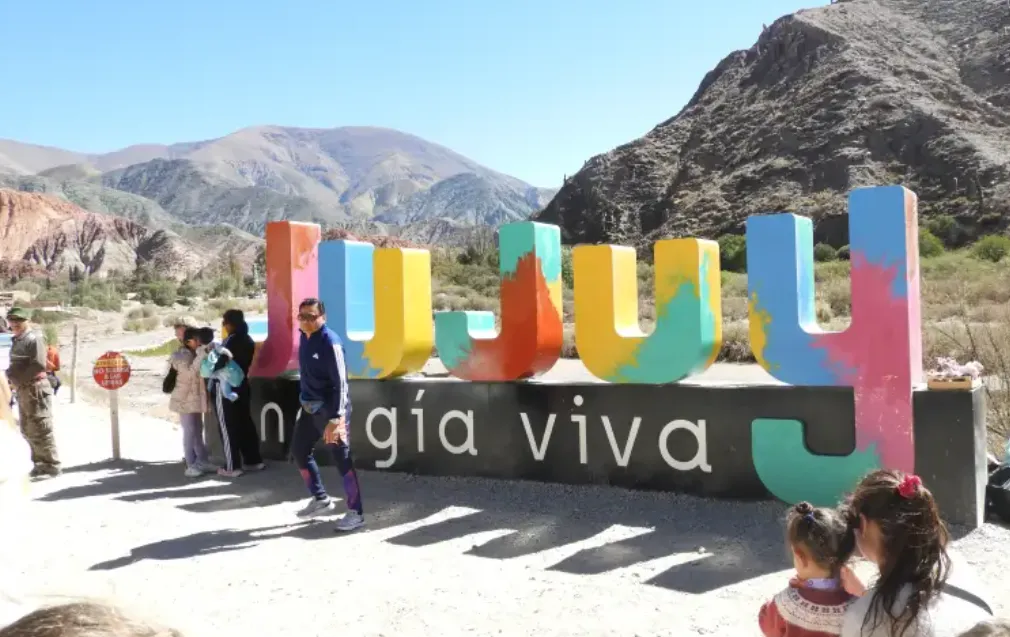 b6a29ab5-45f9-4581-80f0-65cf5f08e91e