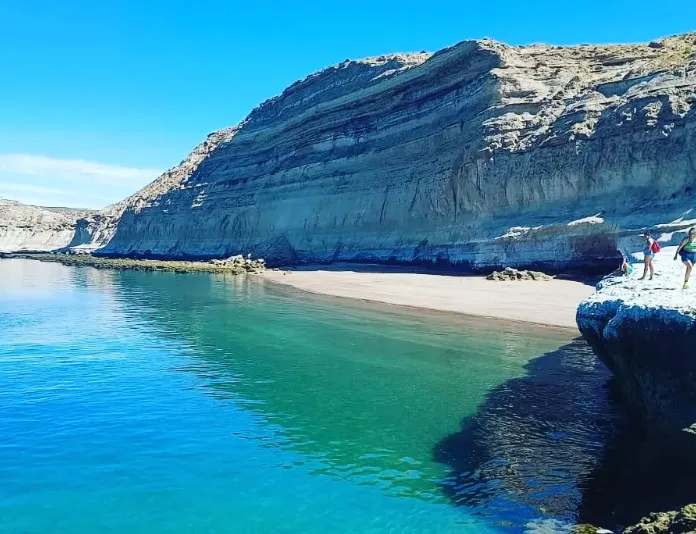 0c4a306f-b324-46e1-ac6f-546a8bf2a554