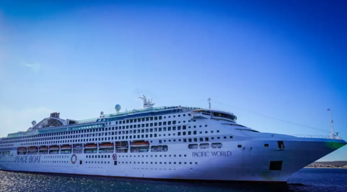 06aa656c-5a83-4570-b134-c2be2d737f94