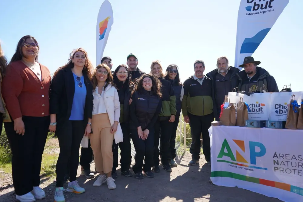 b19b3277-97b0-42dc-aeb7-55d6b4aacc6a