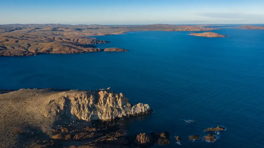 Portal-Isla-Leones-Patagonia-Azul-Maike-Friedrich-2021-0655_11zon