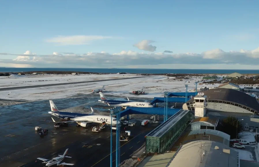 06ca3695-a8a4-438c-9cfb-14c9db365fbb