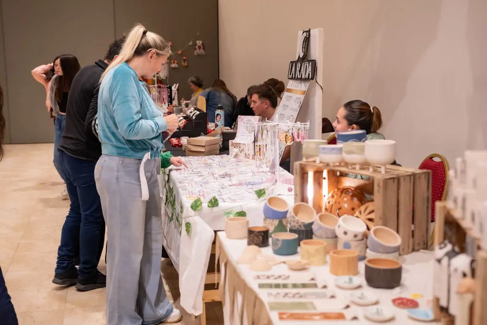 Foto-Feria-Artesanos-y-emprendedores-1980x1320